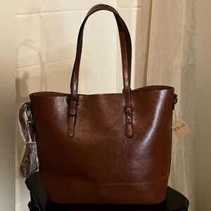 Elegant Brown Leather Shoulder Bag